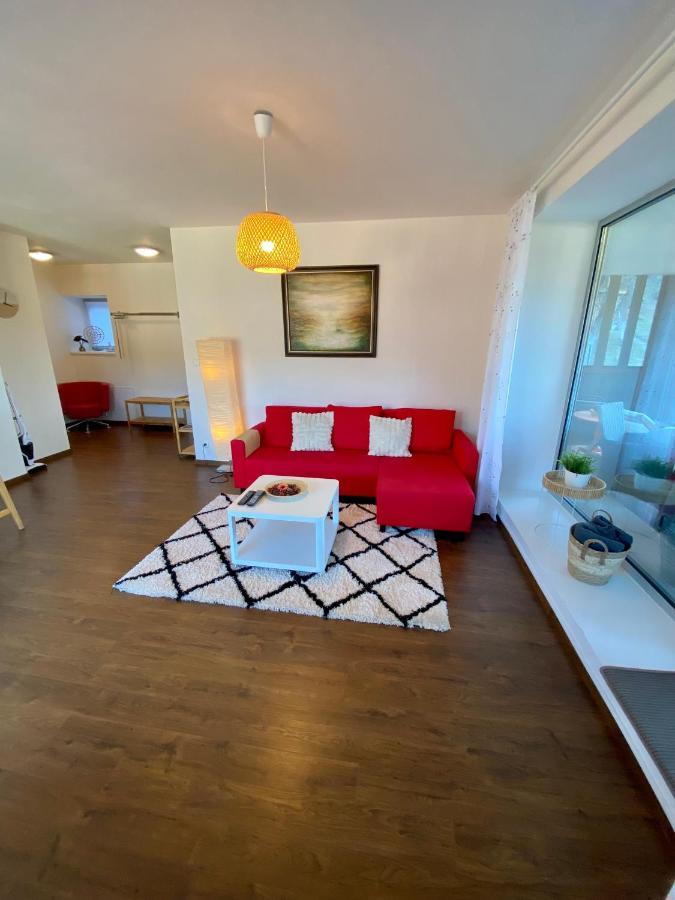 Magion Apartment *